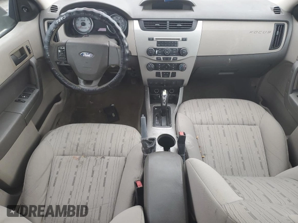 2009 Ford Focus SE z VIN 1FAHP35N69W172182, wystawiony jako Copart lot #57857655 z przebiegiem 223 106 mil mil oraz Czysty tytuł • Clean title. Historia ofert i sprzedaży dostępna na DreamBid. Obrazek 8.