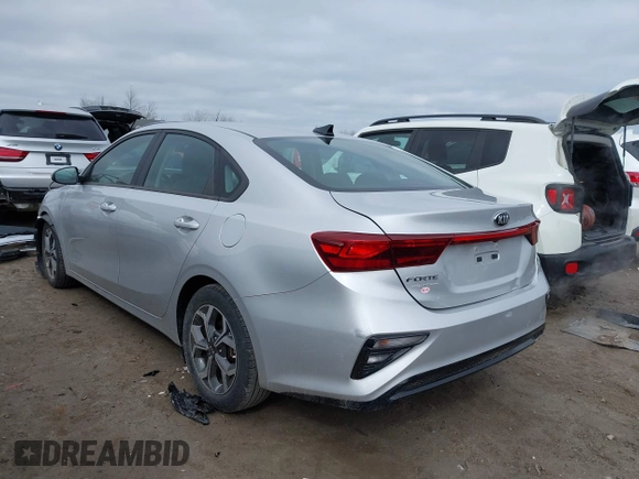 2020 Kia Forte LXS with VIN 3KPF24AD1LE224130, listed as a IAAI auction lot 41788497 with 7,904 mi miles. Bid and sale history available at carsss.com. Image 3.