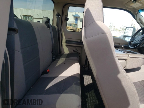2010 Ford F-250 XL with VIN 1FTSX2B57AEA94424, listed as a Copart auction lot 52592675 with 243,149 mi miles and Salvage title. Bid and sale history available at DreamBid. Image 10.