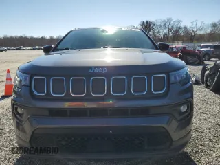 2022 Jeep Compass Altitude with VIN 3C4NJCBB3NT168244, listed as a Copart auction lot 45869775 with 41,275 mi miles and Salvage title. Bid and sale history available at DreamBid. Image 5.