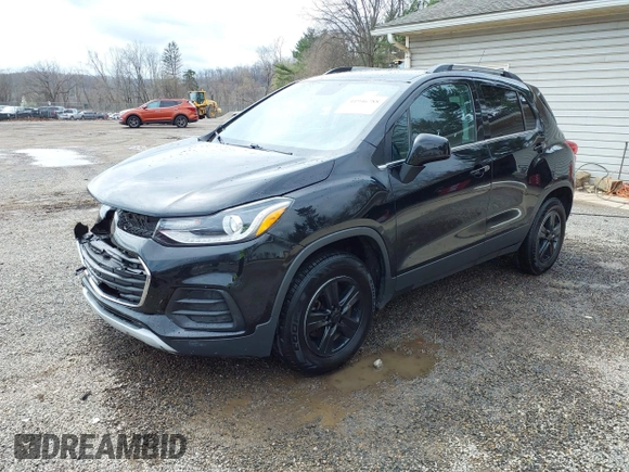 2018 Chevrolet Trax LT with VIN 3GNCJPSB7JL332871, listed as a IAAI auction lot 41946788 with 60,987 mi miles. Bid and sale history available at carsss.com. Image 2.