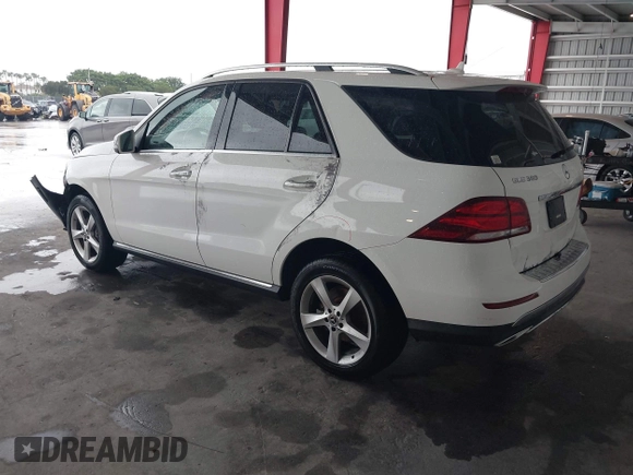 2017 Mercedes-Benz GLE 350 z VIN 4JGDA5HB1HA964089, wystawiony jako IAAI lot #42399546 z przebiegiem 106 557 mil mil oraz . Historia ofert i sprzedaży dostępna na DreamBid. Obrazek 3.