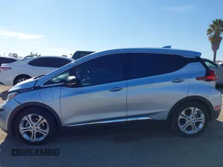 2017 Chevrolet Bolt EV LT z VIN 1G1FW6S02H4186534, wystawiony jako IAAI lot #41851755 z przebiegiem 129 483 mil mil oraz . Historia ofert i sprzedaży dostępna na DreamBid. Obrazek 15.
