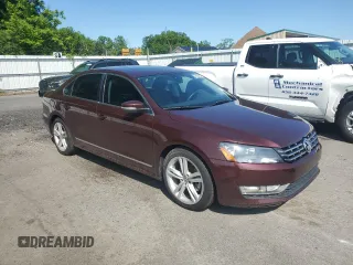 2014 Volkswagen Passat SE z VIN 1VWBN7A30EC084173, wystawiony jako Copart lot #58688645 z przebiegiem 141 726 mil mil oraz Szkoda całkowita • Salvage title. Historia ofert i sprzedaży dostępna na DreamBid. Obrazek 4.