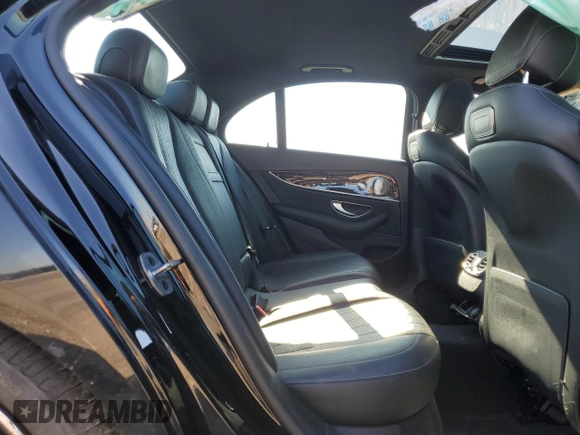 2019 Mercedes-Benz E 300 with VIN WDDZF4JB0KA669868, listed as a Copart auction lot 45765655 with 95,589 mi miles and Salvage Title. Bid and sale history available at DreamBid. Image 10.