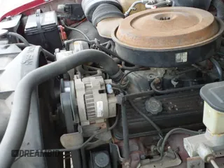 1989 Chevrolet Silverado 1500 с VIN 1GCDC14K0KE190768, выставлен на аукционе IAAI как лот 42040702 с пробегом 165 890 миль миль и . История ставок и продаж доступна на DreamBid. Изображение 14.