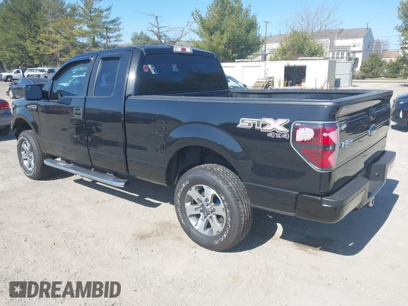 2014 Ford F-150 XL z VIN 1FTEX1EM5EFD02780, wystawiony jako IAAI lot #41737983 z przebiegiem 166 508 mil mil oraz . Historia ofert i sprzedaży dostępna na DreamBid. Obrazek 3.