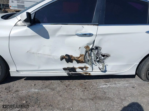 2017 Honda Accord Sedan Sport with VIN 1HGCR2F53HA304903, listed as a IAAI auction lot 41770593 with 1 mi miles. Bid and sale history available at carsss.com. Image 6.