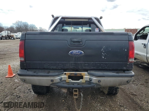 2001 Ford Super Duty F-250 XL with VIN 3FTNX21S01MA38579, listed as a Copart auction lot 45288425 with 133,912 mi miles and Salvage Title. Bid and sale history available at carsss.com. Image 6.