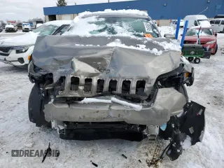 2021 Jeep Cherokee Latitude Lux with VIN 1C4PJMMX8MD149796, listed as a Copart auction lot 45959345 with Not Provided miles and Non Repairable. Bid and sale history available at carsss.com. Image 5.