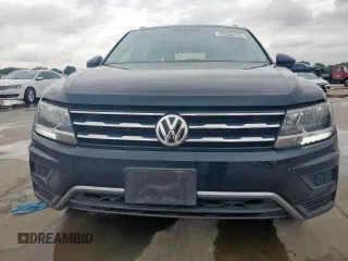 2020 Volkswagen Tiguan S z VIN 3VV1B7AX1LM180885, wystawiony jako Copart lot #60566125 z przebiegiem 59 276 mil mil oraz Szkoda całkowita • Salvage title. Historia ofert i sprzedaży dostępna na DreamBid. Obrazek 5.