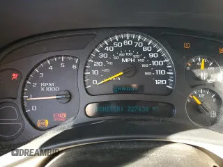 2005 GMC Yukon SLT with VIN 1GKEK13Z05J241613, listed as a Copart auction lot 68125054 with 227,630 mi miles and Salvage Title. Bid and sale history available at carsss.com. Image 9.