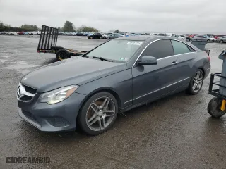 2014 Mercedes-Benz E-Class E 350 with VIN WDDKJ8JB2EF242416, listed as a Copart auction lot 52207225 with 96,158 mi miles and Salvage Title. Bid and sale history available at carsss.com. Image 1.