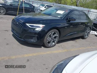 2022 Audi A3 Premium Plus z VIN WAUHUDGY7NA035370, wystawiony jako IAAI lot #42057595 z przebiegiem 47 227 mil mil oraz . Historia ofert i sprzedaży dostępna na DreamBid. Obrazek 2.