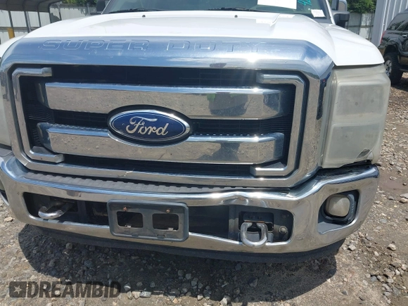 2011 Ford F-250 XL z VIN 1FT7X2AT3BEC33228, wystawiony jako IAAI lot #42545154 z przebiegiem 424 286 mil mil oraz . Historia ofert i sprzedaży dostępna na DreamBid. Obrazek 20.
