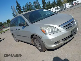 2006 Honda Odyssey LX with VIN 5FNRL38236B127129, listed as a IAAI auction lot 42041994 with 282,313 mi miles. Bid and sale history available at carsss.com. Image 1.
