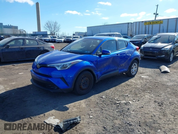 2019 Toyota C-HR XLE with VIN NMTKHMBX7KR082505, listed as a IAAI auction lot 41639520 with 37,475 mi miles. Bid and sale history available at carsss.com. Image 2.