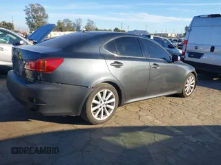 2009 Lexus IS 250 with VIN JTHBK262195092435, listed as a IAAI auction lot 40872640 with 245,143 mi miles. Bid and sale history available at carsss.com. Image 4.
