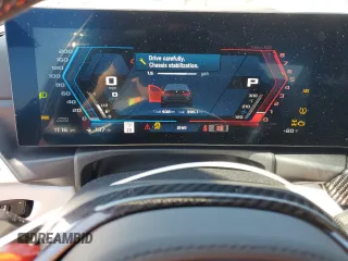2025 BMW M3 Competition xDrive z VIN WBS33HJ07SFU46026, wystawiony jako Copart lot #46605635 z przebiegiem 408 mil mil oraz Szkoda całkowita • Salvage title. Historia ofert i sprzedaży dostępna na DreamBid. Obrazek 9.