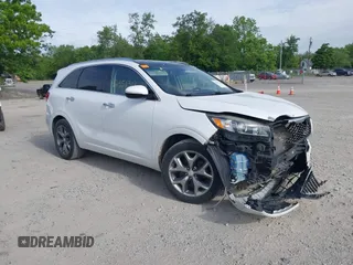 2017 Kia Sorento SXL z VIN 5XYPK4A58HG251610, wystawiony jako IAAI lot #42351313 z przebiegiem 147 527 mil mil oraz . Historia ofert i sprzedaży dostępna na DreamBid. Obrazek 1.