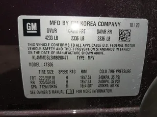 2021 Buick Encore GX Select with VIN KL4MMDSL3MB090477, listed as a IAAI auction lot 42168304 with 46,132 mi miles and . Bid and sale history available at DreamBid. Image 9.