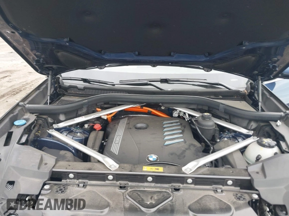 2022 BMW X5 xDrive45e with VIN 5UXTA6C06N9M08044, listed as a IAAI auction lot 42178453 with Not provided miles and . Bid and sale history available at DreamBid. Image 10.