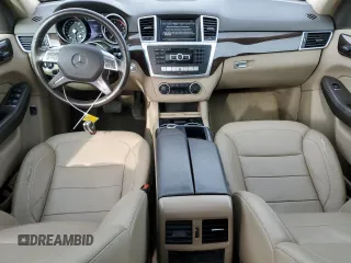 2013 Mercedes-Benz M 350 with VIN 4JGDA2EB2DA221051, listed as a Copart auction lot 52805955 with 136,797 mi miles and Salvage title. Bid and sale history available at DreamBid. Image 8.