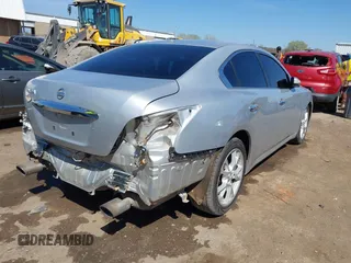 2013 Nissan Maxima SV with VIN 1N4AA5AP4DC828945, listed as a IAAI auction lot 41995127 with 169,754 mi miles and . Bid and sale history available at DreamBid. Image 4.