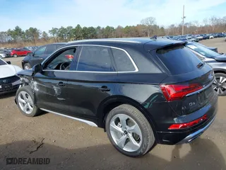 2024 Audi Q5 S line Premium Plus with VIN WA1EAAFY4R2137184, listed as a IAAI auction lot 40832920 with 1,426 mi miles. Bid and sale history available at carsss.com. Image 14.