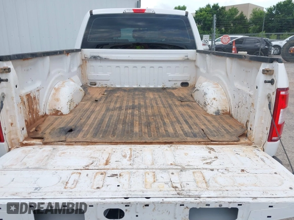 2020 Ford F-150 XL with VIN 1FTFX1E57LKD83380, listed as a IAAI auction lot 42482384 with 189,081 mi miles and . Bid and sale history available at DreamBid. Image 17.