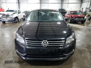 2013 Volkswagen Passat Wolfsburg Edition with VIN 1VWAP7A32DC099665, listed as a Copart auction lot 82558194 with 173,109 mi miles and Salvage Title. Bid and sale history available at carsss.com. Image 5.