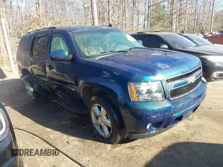 2007 Chevrolet Tahoe LTZ z VIN 1GNFK13047R146971, wystawiony jako IAAI lot #41015459 z przebiegiem 230 156 mil mil oraz . Historia ofert i sprzedaży dostępna na DreamBid. Obrazek 1.