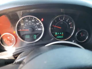 2011 Jeep Wrangler Sahara z VIN 1J4AA5D10BL528862, wystawiony jako Copart lot #53488515 z przebiegiem 198 865 mil mil oraz Szkoda całkowita • Salvage title. Historia ofert i sprzedaży dostępna na DreamBid. Obrazek 9.