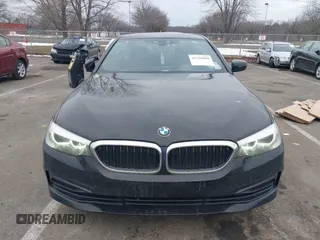 2019 BMW 5 Series 530i xDrive with VIN WBAJA7C51KWW26798, listed as a IAAI auction lot 41320980 with 65,865 mi miles. Bid and sale history available at carsss.com. Image 12.