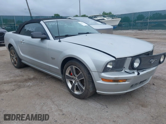 2008 Ford Mustang GT Deluxe with VIN 1ZVHT85H185173853, listed as a IAAI auction lot 42649826 with 176,484 mi miles and . Bid and sale history available at DreamBid. Image 1.
