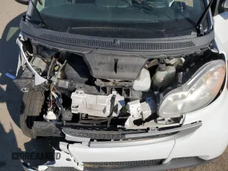 2010 Smart fortwo Pure with VIN WMEEJ3BA4AK341838, listed as a Copart auction lot 42514165 with 86,418 mi miles and Salvage title. Bid and sale history available at DreamBid. Image 12.