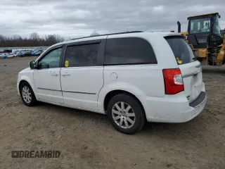 2014 Chrysler Town & Country Touring with VIN 2C4RC1BGXER445471, listed as a Copart auction lot 47644165 with 172,247 mi miles and Salvage Title. Bid and sale history available at carsss.com. Image 2.