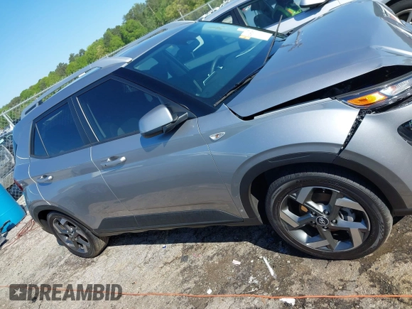 2024 Hyundai Venue SEL with VIN KMHRC8A30RU317543, listed as a IAAI auction lot 41978170 with 10,372 mi miles and . Bid and sale history available at DreamBid. Image 13.