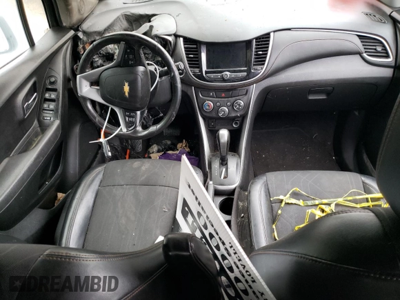 2019 Chevrolet Trax LT z VIN KL7CJLSBXKB825123, wystawiony jako Copart lot #55536535 z przebiegiem Nie podano mil oraz Szkoda całkowita • Salvage title. Historia ofert i sprzedaży dostępna na DreamBid. Obrazek 8.