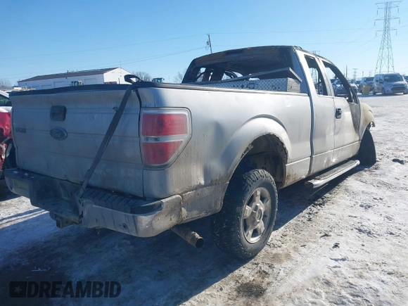 2009 Ford F-150 XL with VIN 1FTPX14V99KB81431, listed as a IAAI auction lot 41319505 with 394,709 mi miles. Bid and sale history available at carsss.com. Image 4.