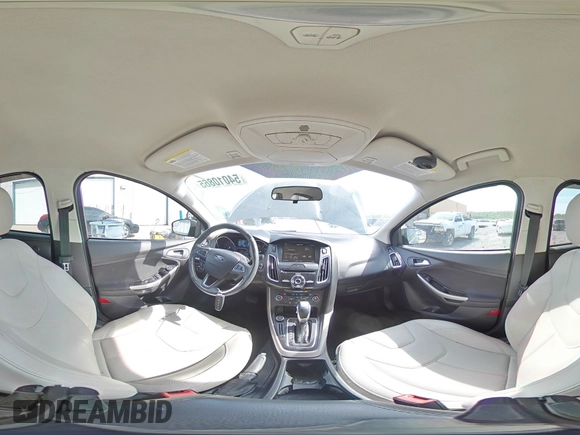 2015 Ford Focus Titanium с VIN 1FADP3J2XFL200668, выставлен на аукционе Copart как лот 54010865 с пробегом 138 459 миль миль и Списание • Salvage title. История ставок и продаж доступна на DreamBid. Изображение 14.