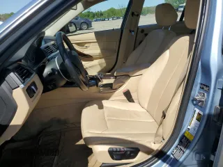 2013 BMW 3 Series 328i xDrive with VIN WBA3B3C55DF530996, listed as a Copart auction lot 54433365 with 130,986 mi miles and Clean Title. Bid and sale history available at DreamBid. Image 7.