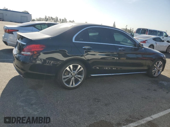 2018 Mercedes-Benz C with VIN 55SWF4JB0JU263980, listed as a Copart auction lot 50843375 with 92,395 mi miles and Salvage Title. Bid and sale history available at carsss.com. Image 3.