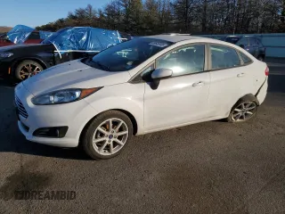 2019 Ford Fiesta SE z VIN 3FADP4BJ7KM138697, wystawiony jako Copart lot #88645105 z przebiegiem 117 655 mil mil oraz Szkoda całkowita • Salvage title. Historia ofert i sprzedaży dostępna na DreamBid. Obrazek 1.