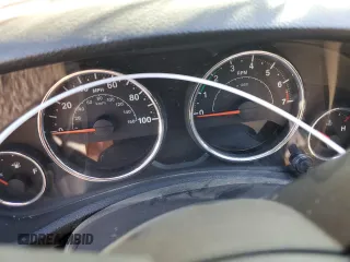 2015 Jeep Wrangler Unlimited Sahara z VIN 1C4BJWEG1FL617428, wystawiony jako Copart lot #55850005 z przebiegiem Nie podano mil oraz Szkoda całkowita • Salvage title. Historia ofert i sprzedaży dostępna na DreamBid. Obrazek 9.