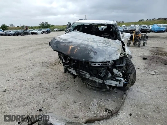 2020 Chevrolet Blazer RS z VIN 3GNKBERS2LS631437, wystawiony jako Copart lot #85185324 z przebiegiem Nie podano mil oraz Nie do naprawy • Non repairable. Historia ofert i sprzedaży dostępna na DreamBid. Obrazek 12.