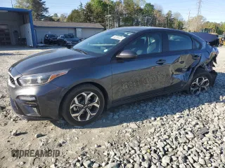 2021 Kia Forte LXS z VIN 3KPF24AD1ME302990, wystawiony jako Copart lot #52285325 z przebiegiem 100 128 mil mil oraz Szkoda całkowita • Salvage title. Historia ofert i sprzedaży dostępna na DreamBid. Obrazek 1.