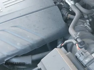 2018 Kia Sorento LX with VIN 5XYPG4A58JG346952, listed as a IAAI auction lot 43068971 with 170,436 mi miles and . Bid and sale history available at DreamBid. Image 22.