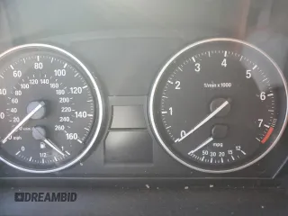 2011 BMW 3 Series 328i xDrive with VIN WBAUU3C52BA542516, listed as a Copart auction lot 81572764 with Not Provided miles and Salvage Title. Bid and sale history available at DreamBid. Image 9.