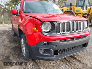 2017 Jeep Renegade Latitude with VIN ZACCJBBB7HPG27689, listed as a IAAI auction lot 42010657 with 143,202 mi miles. Bid and sale history available at carsss.com. Image 6.